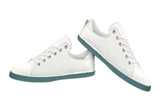 Białe buty